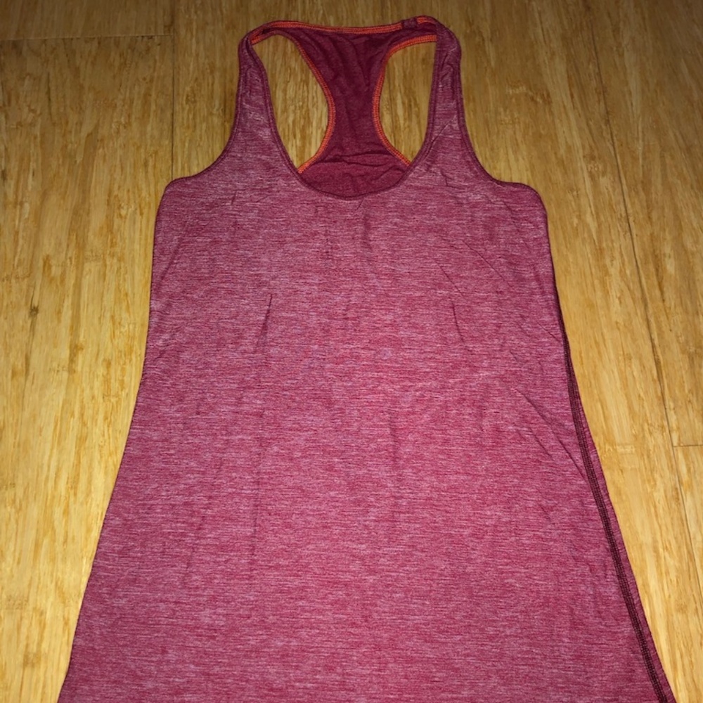 great condition Lululemon maroon tank